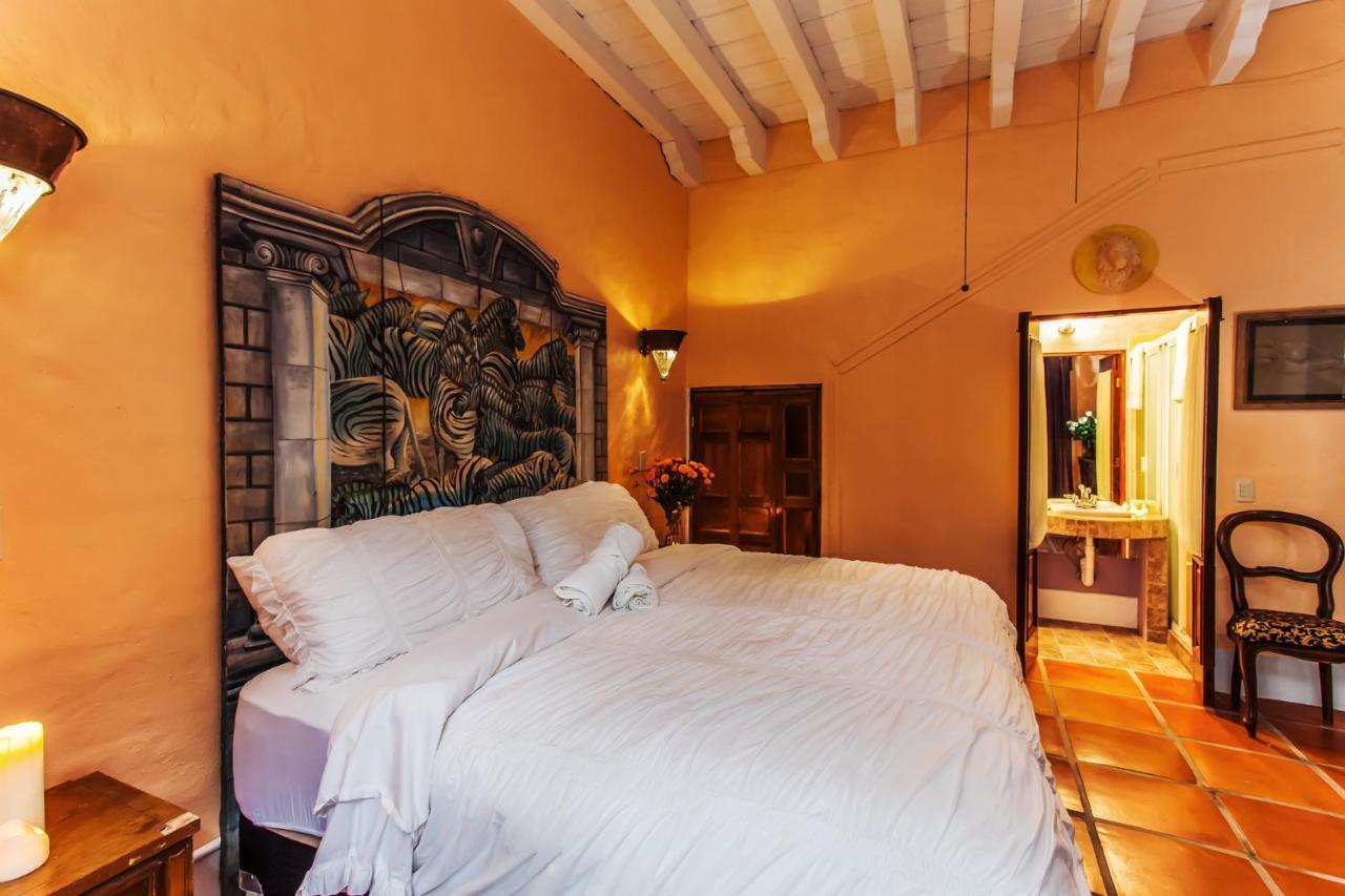 Garlands Del Rio Bed and Breakfast Puerto Vallarta Buitenkant foto