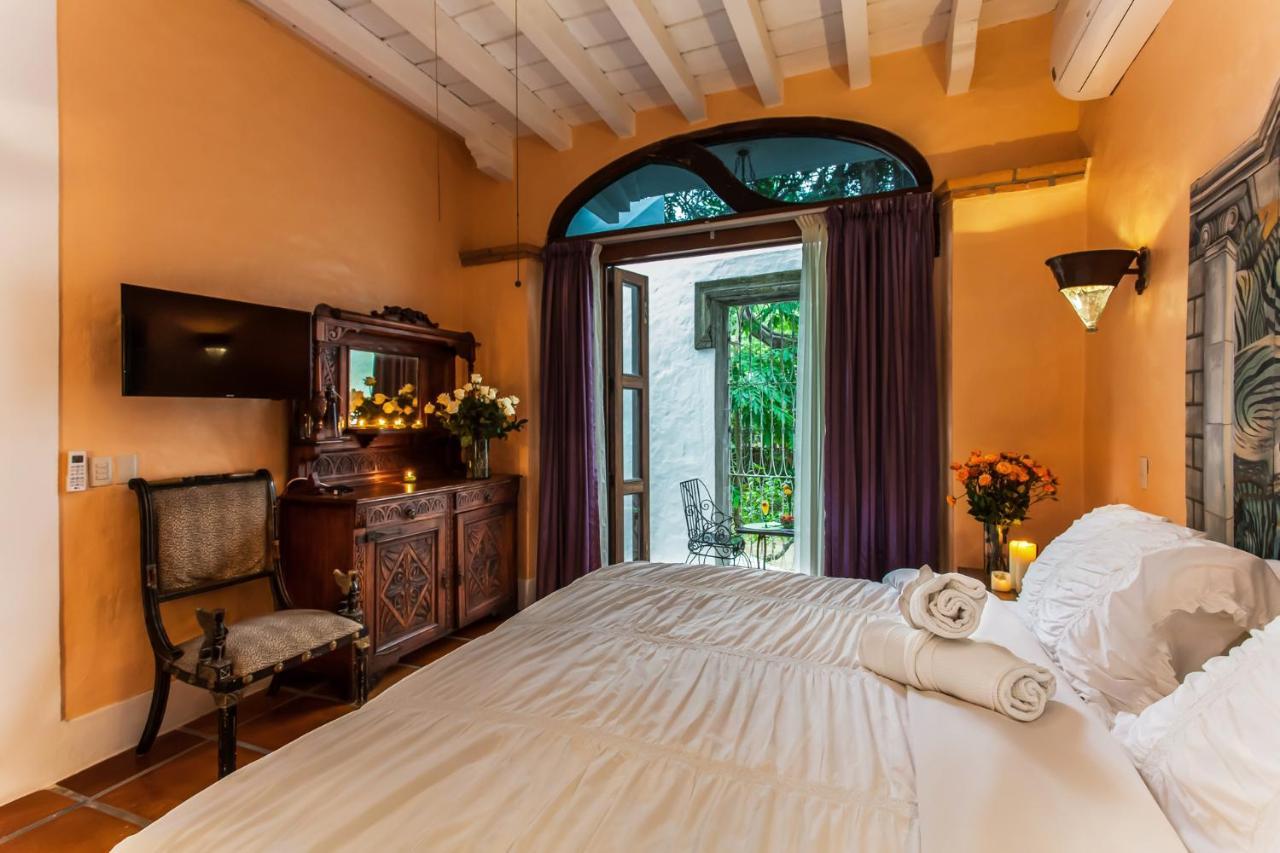 Garlands Del Rio Bed and Breakfast Puerto Vallarta Buitenkant foto