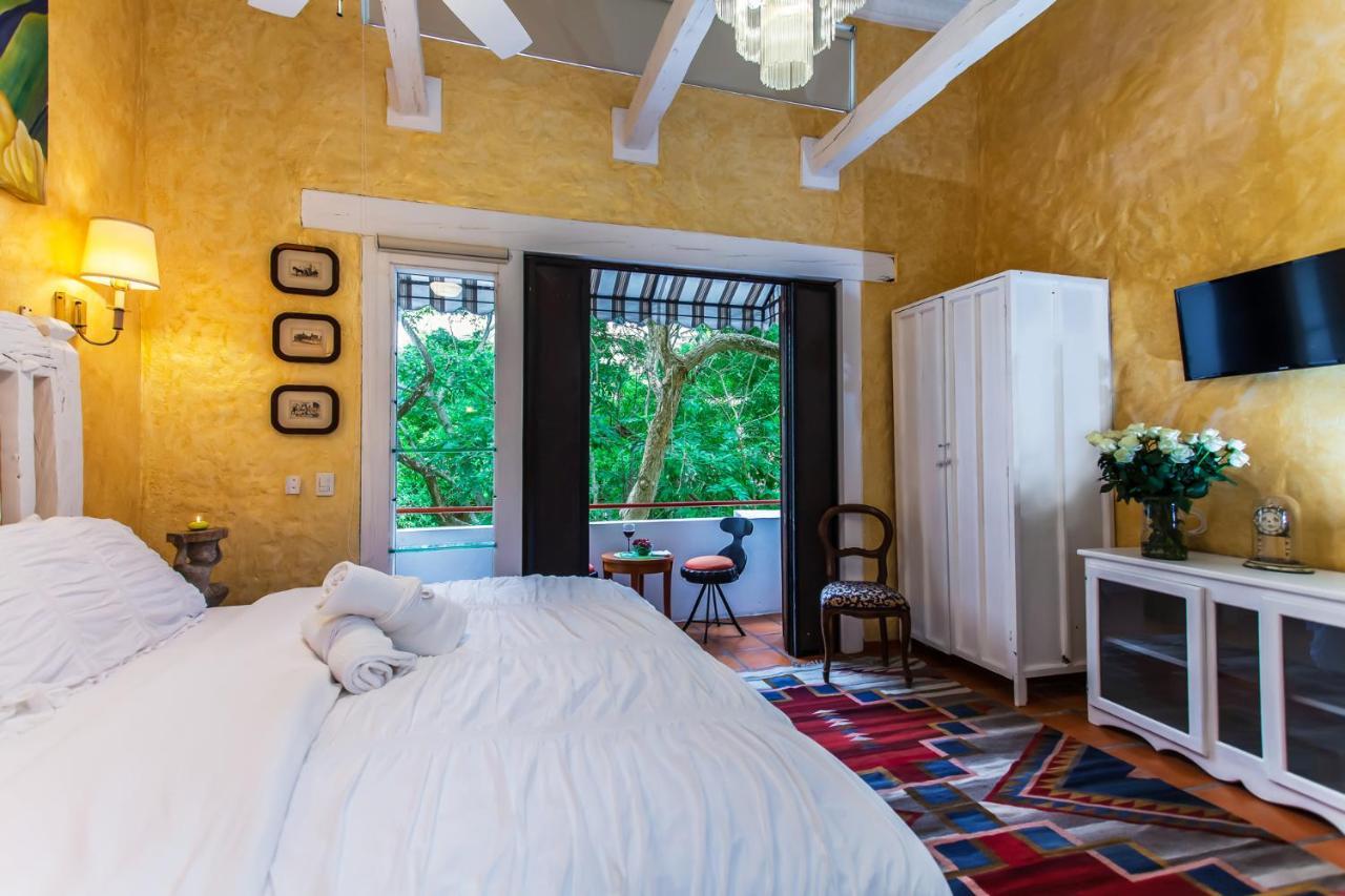 Garlands Del Rio Bed and Breakfast Puerto Vallarta Buitenkant foto