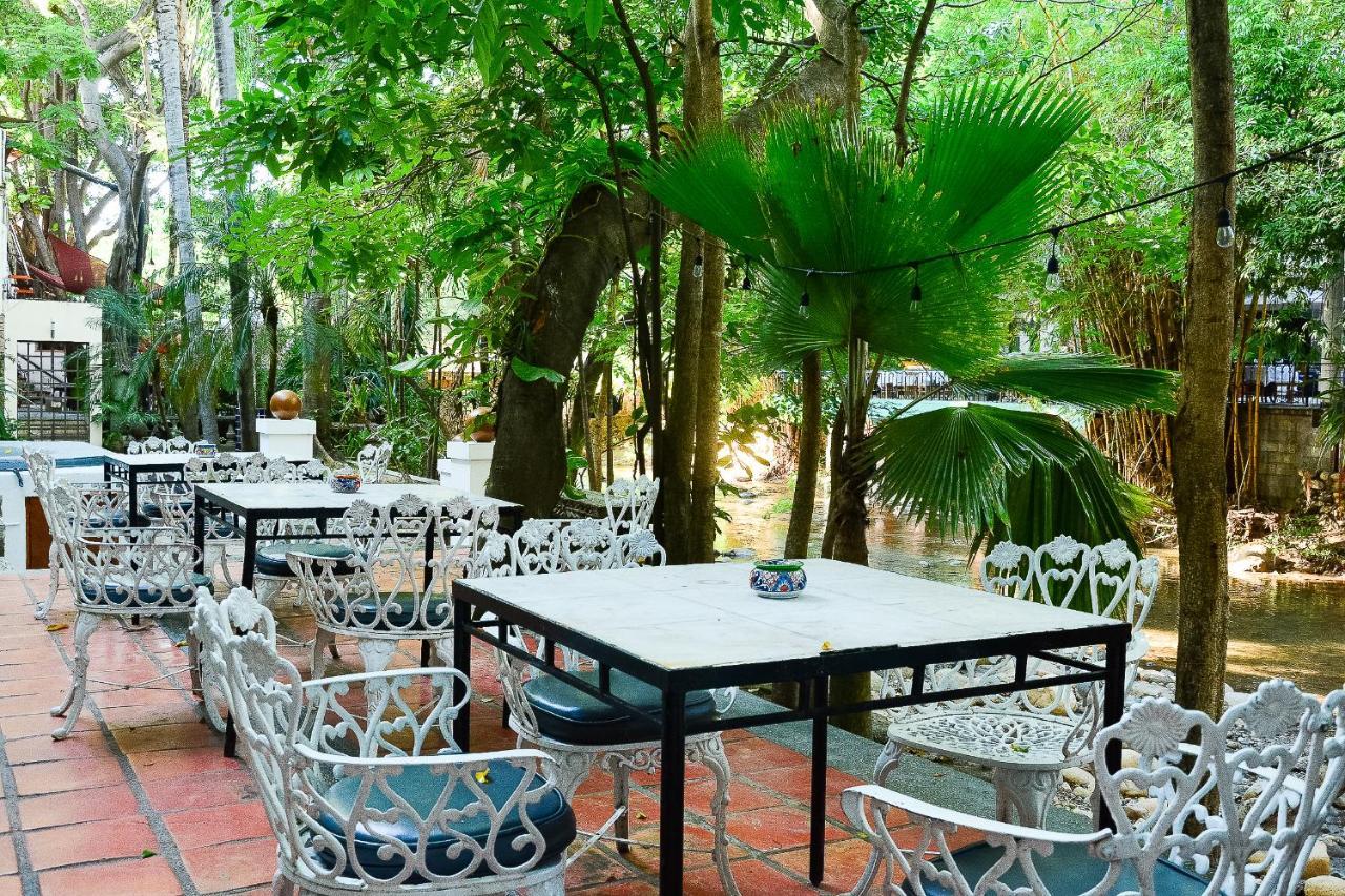 Garlands Del Rio Bed and Breakfast Puerto Vallarta Buitenkant foto